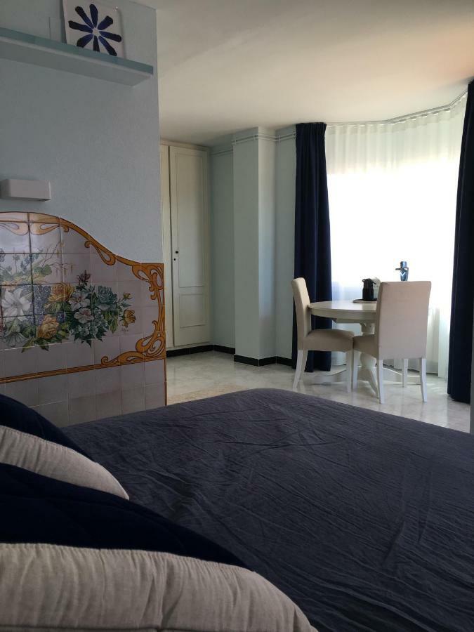 Casa Balmins Sitges Bed and Breakfast Eksteriør billede